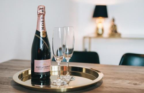 Innere Neustadt Apartamento | TIP! Modernes 90 qm City-Apartment mit Stil & Komfort in Toplage