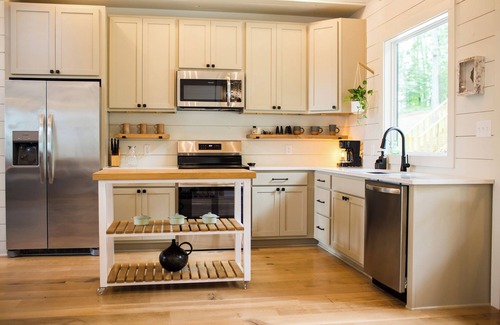 Farmerville Cabina | "Tipi" Cabin is a newly built, elevated rustic home on Lake D'arbonne!