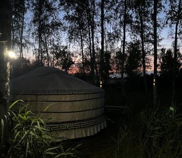 Clerey Casa | Tipi du pied de loup
