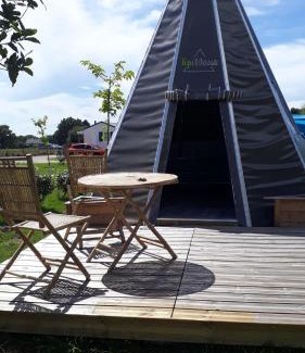 Sallertaine Otro | Tipi Les P'tites Maisons dans la Prairie
