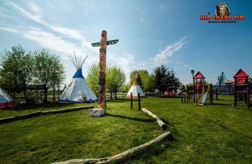 Koscian Otro | Iha Chapa Tipi Wioska Indiańska