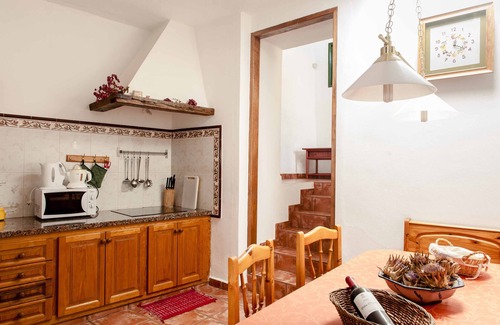 Las Aguas Casa | Casa típica del siglo XVIII, con piscina privada y sin zonas comunes.