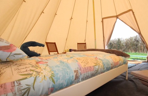 Vale of Glamorgan Cabina | Tipiretreats