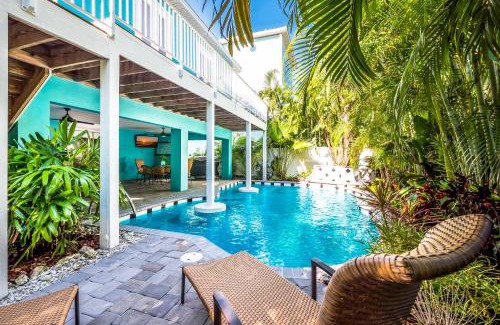 Holmes Beach Casa | Tipsy Turtle