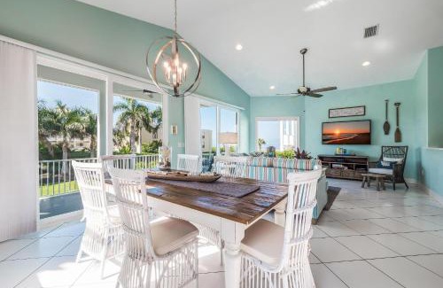 Holmes Beach Casa | Tipsy Turtle