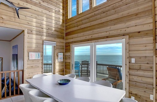 Port Aransas Casa | Tita's Sandcastle Lc17 4 Bedroom Home by Redawning