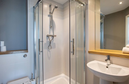 Cathedral Quarter Condominio | Titanic & City Views, Ultra Luxury City Parking