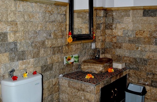 Amed Casa | Titi Sedana Homestay