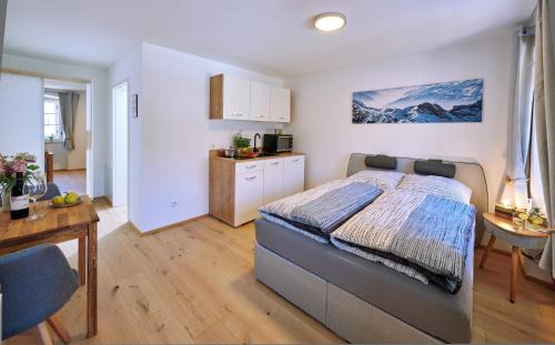 Tittmoning Apartamento | Tittmoning Stadtplatz 28 FeWo 2