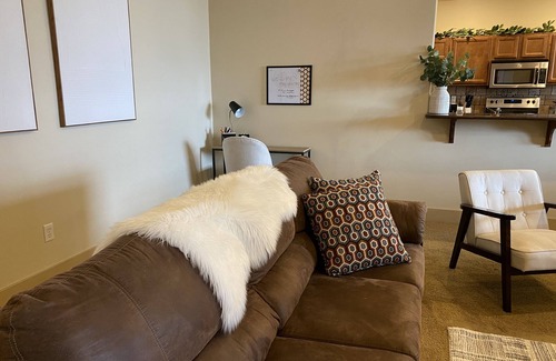 Twin Falls Casa | TJ Rancher home, private yard, king beds, 2.5 bath