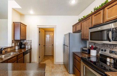 Twin Falls Casa | TJ Rancher home, private yard, king beds, 2.5 bath