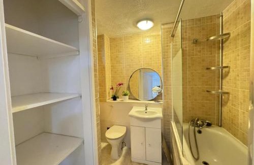 Plaistow Apartamento | TKS Modern 1BED Flat, London