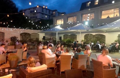 Torquay City Centre Hotel | TLH Carlton Hotel - TLH Leisure, Entertainment and Spa Resort
