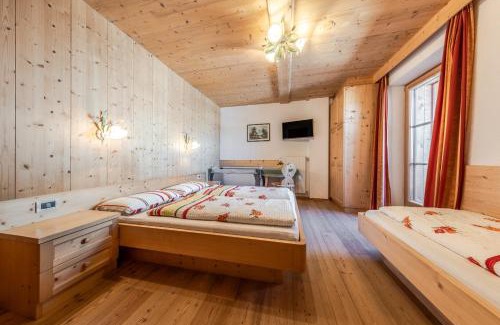 Longiaru Casa | Tlisöra Speckstube