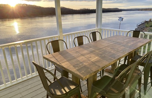 Decaturville Casa | TN River Waterfront