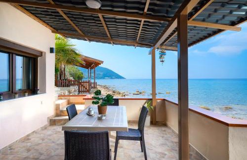 Megalos Prinos Casa | To Kyma - Seafront House