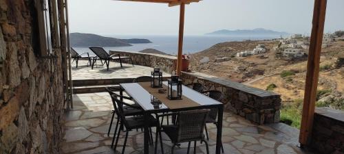 Livadi Casa | To Petrino Serifos