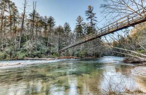 Mineral Bluff Casa | Toccoa River Retreat