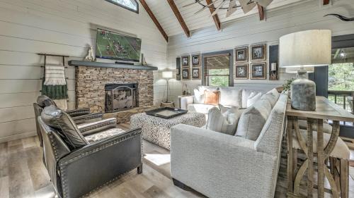 Dial Casa | Toccoa Time