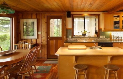 Tofino Casa | Tofino ~ Chesterman ~ Playa ~ Arquitectónicamente ~ Diseñado ~ Casa Chahayis ~ Plazas 6