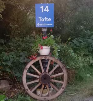 Lycke Casa | Tofte Guesthouse nära hav, bad och Marstrand