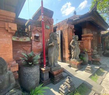 Kutuh Kaja Casa | Togog Polos Homestay Ubud Near Ubud Center