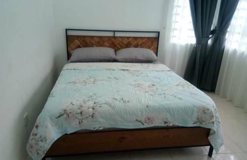 Ayer Molek Casa | Tok Ami 5R3B Muslim Homestay