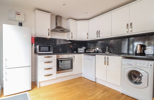 Porthtowan Cabaña | TOLCARNE, pet friendly, country holiday cottage in Porthtowan