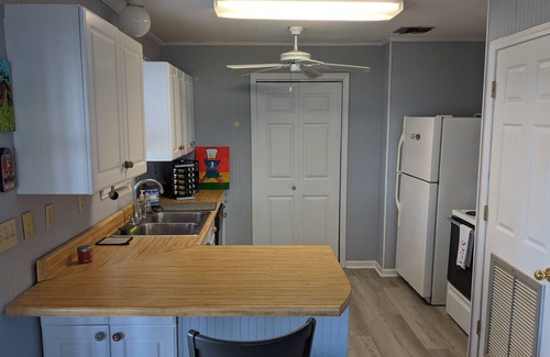 Negreet Casa | Toledo Bend on Lanana Bay Waterfront Camp Boathouse Dock Subdivision Boat Launch