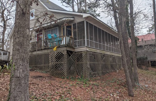 Negreet Casa | Toledo Bend on Lanana Bay Waterfront Camp Boathouse Dock Subdivision Boat Launch