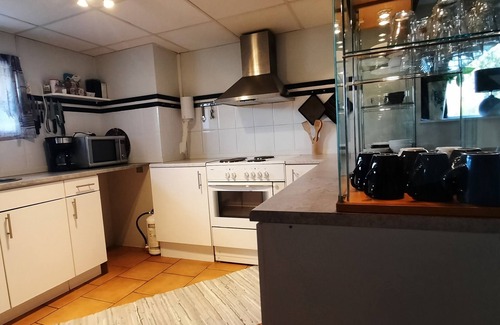 Tollarp Casa | Tollarp - Barn - Sleeps 3 - Pet Friendly - Parking