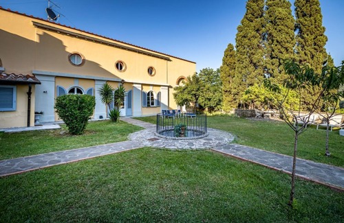 San Jacopo Al Girone Villa | Tolomei Gucci - Luxury Lemon House with Spa