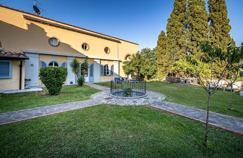 San Jacopo Al Girone Villa | Tolomei Gucci - Luxury Lemon House with Spa