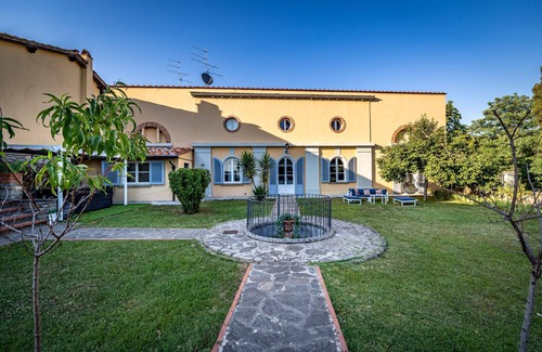 San Jacopo Al Girone Villa | Tolomei Gucci - Luxury Lemon House with Spa
