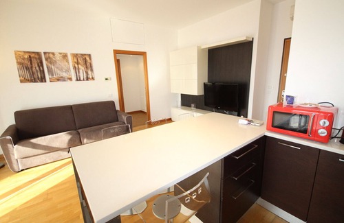 Foppette Apartamento | Tolstoi Apartment with Private Garage