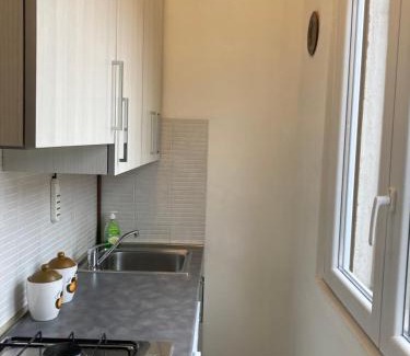 Giambellino Apartamento | Tolstoj House