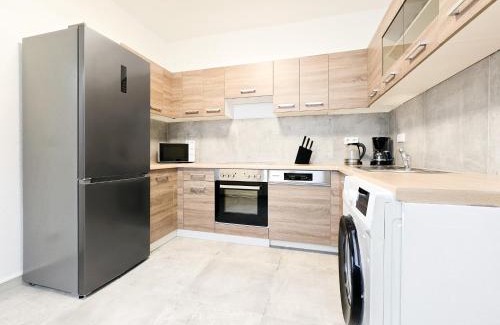 Hardterbroich-Pesch Apartamento | Tolstov Apartments - 3 Room Apartment - Parking - 30 Min Messe DUS