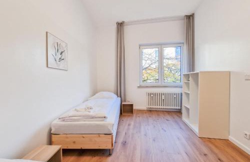 Hochfeld Apartamento | Tolstov Apartments - 2 , 3 and 4 Room Apartments - 25 Min Messe DUS