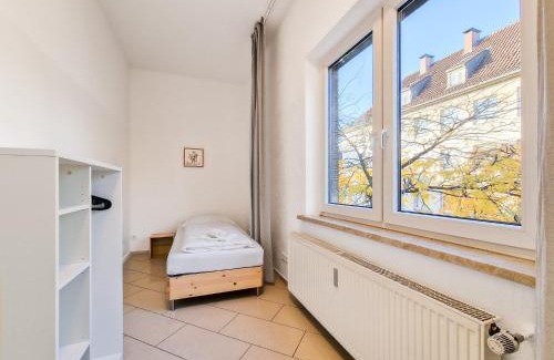 Hochfeld Apartamento | Tolstov Apartments - 2 , 3 and 4 Room Apartments - 25 Min Messe DUS