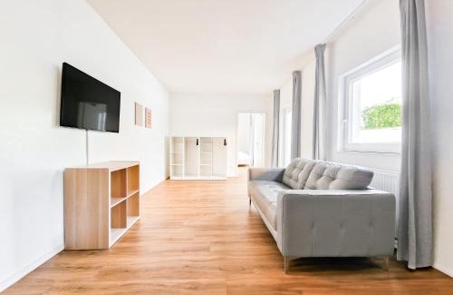 Krefeld Apartamento | Tolstov Apartments - 2 Room Apartments - Terrace - 25 Min to Messe DUS