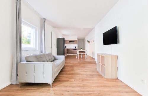Krefeld Apartamento | Tolstov Apartments - 2 Room Apartments - Terrace - 25 Min to Messe DUS