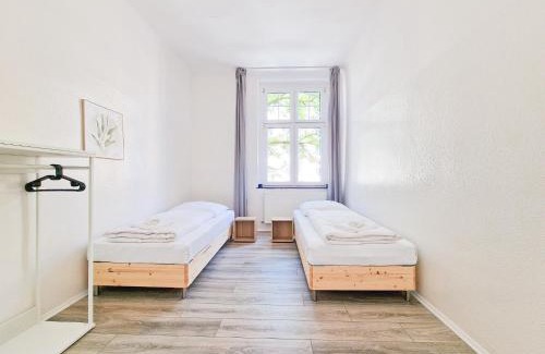 Rath Apartamento | Tolstov Apartments - 3 Zimmer Wohnungen mit Balkon - 15 Min zur Messe DUS