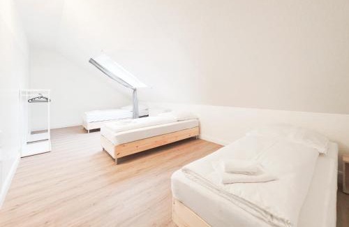 Rhein-Erft-Kreis District Apartamento | Tolstov Apartments - 5 Room Apartment - Balcony - Kitchen - Washing machine - next to Cologne