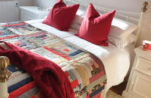 Renvyle Casa | Tom Jacks, coastal views and beach walks Connemara