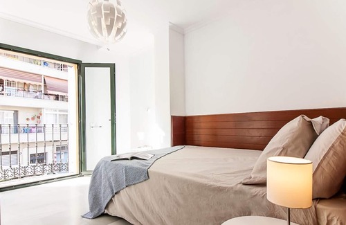Bailen-Miraflores Apartamento | Tomas FreshApartments by Bossh! Apartments