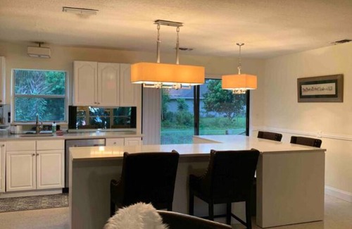 Port Malabar Casa | Tommy Bahama (A) Modern Kitchen, 2 BR /1 BA