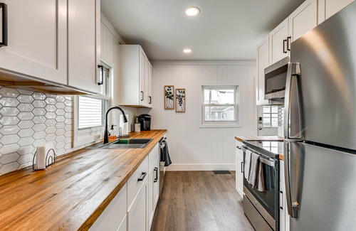 Tonawanda Casa | Tonawanda Home ~ 14 Mi to Niagara Falls State Park