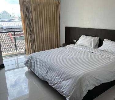 Phlabphla Apartamento | Tongyang House Serviced Apartment