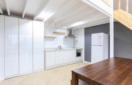 Yanghwa Casa | Tongyeong Asrai Pension