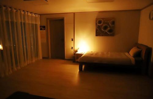 Mioji Casa | Tongyeong Hue Stay